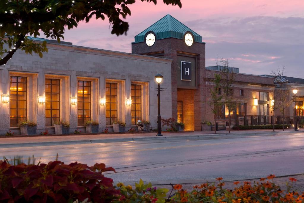 Midland Wedding DJs - Mid-Michigan Wedding DJ - Sparty DJs