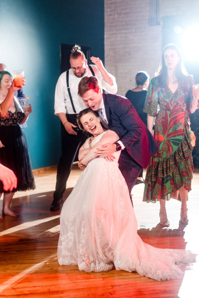 Milford Wedding DJs - Mid-Michigan Wedding DJ - Sparty DJs