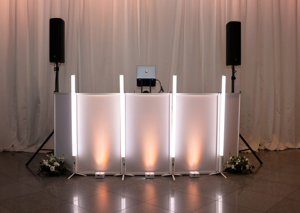 Deluxe Lighting Package at Sydney & Berne Davis Art Center in Fort Myers. Photo by www.yshiafilms.com